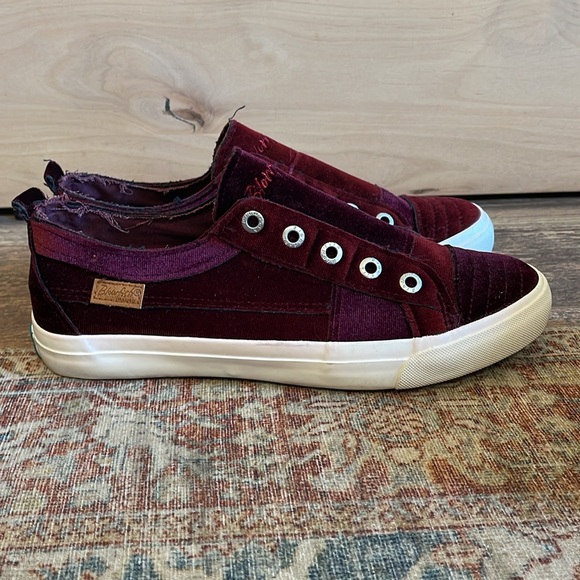 Blowfish Malibu Play Port Velvet size 10 slip on women’s sneakers - Picture 4 of 14